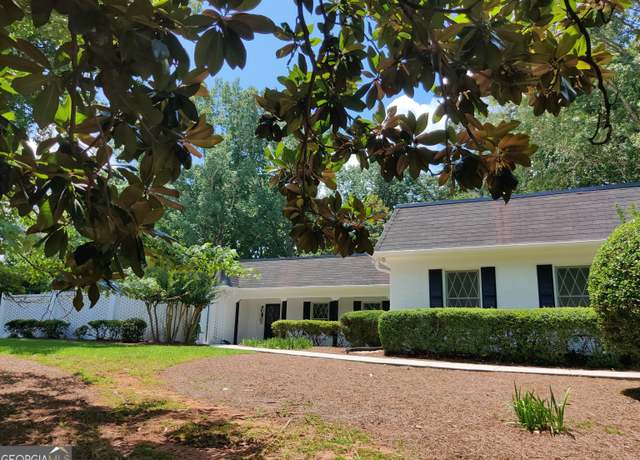 Property at 7640 Ryefield Dr, Sandy Springs, GA 30350, 5 beds, 4.5 baths