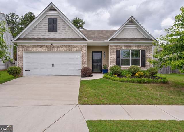 Property at 410 Meadowbend Cir, Athens, GA 30606, 3 beds, 2 baths
