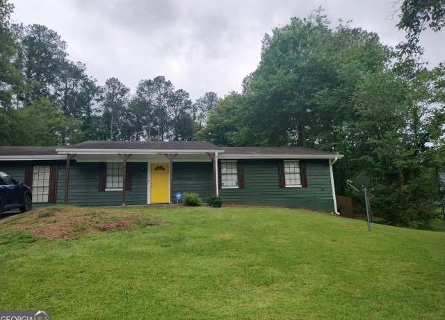 Property at 176 Avalon Way, Riverdale, GA 30274, 3 beds, 2 baths