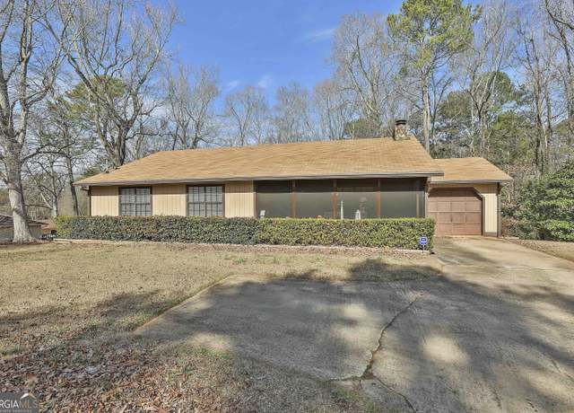 Property at 439 Elder St, Fairburn, GA 30213, 3 beds, 2 baths