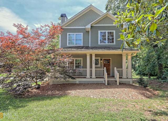 Property at 643 Washington St, Clarkesville, GA 30523, 3 beds, 2.5 baths