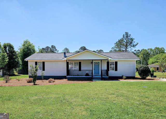Property at 816 Maple Dr, Statesboro, GA 30461, 3 beds, 2 baths