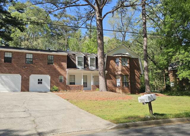 Property at 2498 Robinhood Dr, Ellenwood, GA 30294, 5 beds, 4 baths