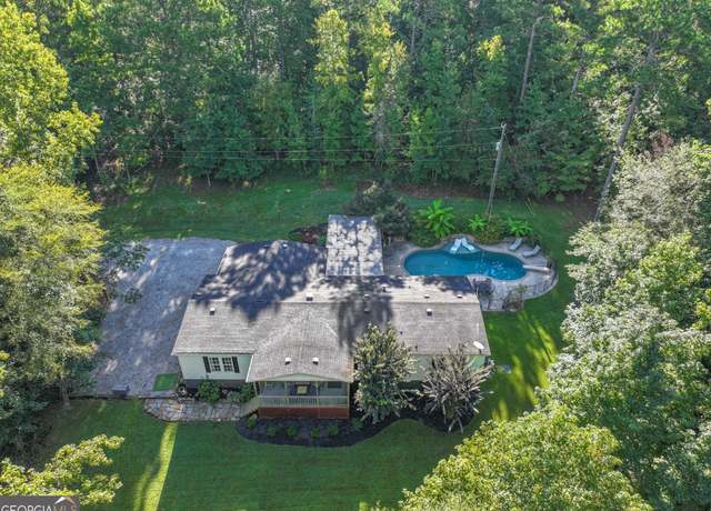Property at 636 Grandview Rd, Mansfield, GA 30055, 4 beds, 3 baths