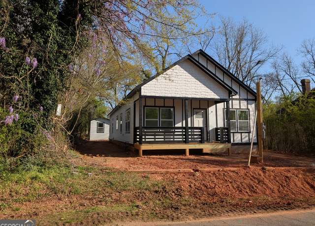 Property at 128 College Dr, Barnesville, GA 30204, 3 beds, 2 baths