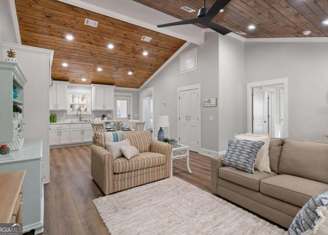 Property at 1471 River Rd, Townsend, GA 31331, 3 beds, 2 baths