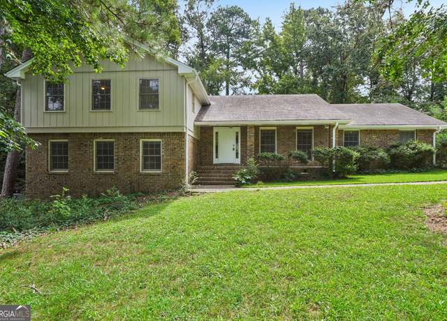 Property at 792 Carlisle Club Dr, Stone Mountain, GA 30083, 4 beds, 3 baths