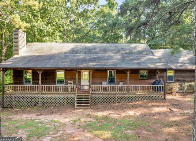Property at 1000 Coan Dr, Locust Grove, GA 30248, 3 beds, 2 baths