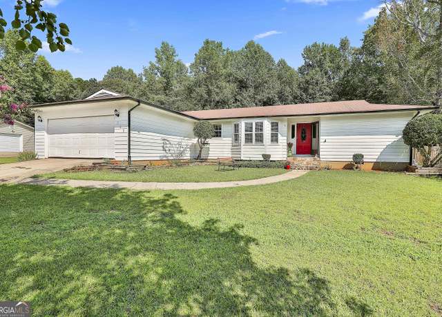 Property at 285 Nectarine Dr, Newnan, GA 30265, 3 beds, 2 baths