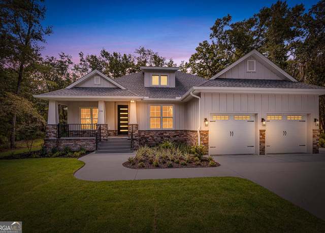 Property at 134 St Andrews Gln, Waverly, GA 31565, 4 beds, 2 baths