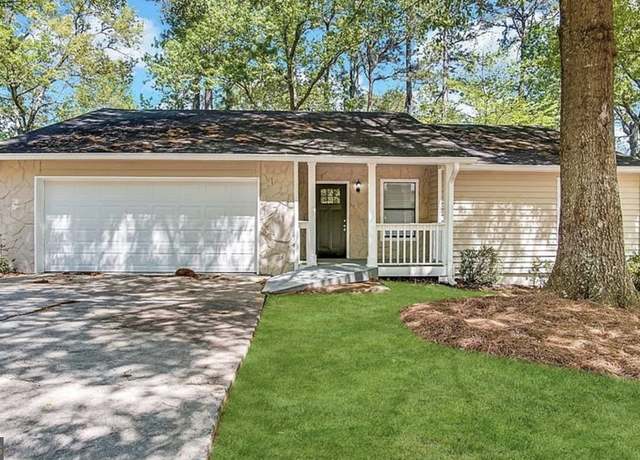 Property at 5468 Pepperwood Ct, Stone Mountain, GA 30087, 3 beds, 2 baths