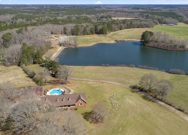 Property at 2940 E Lake Rd, Mcdonough, GA 30252, 5 beds, 6 baths