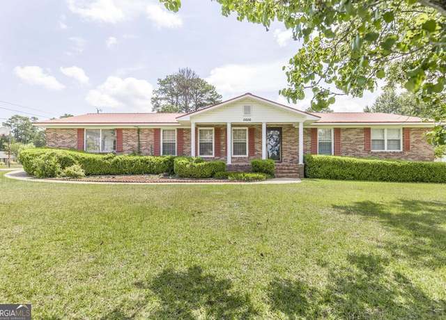 Property at 5606 Esther Pl, Lizella, GA 31052, 3 beds, 2 baths