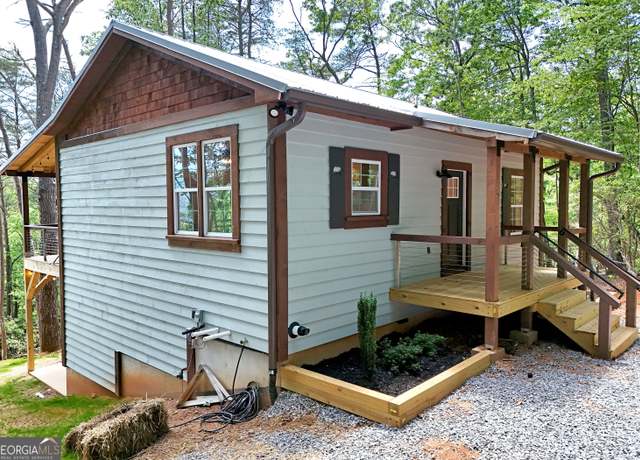 Property at 160 Broken Arrow Path, Blue Ridge, GA 30513, 2 beds, 2 baths