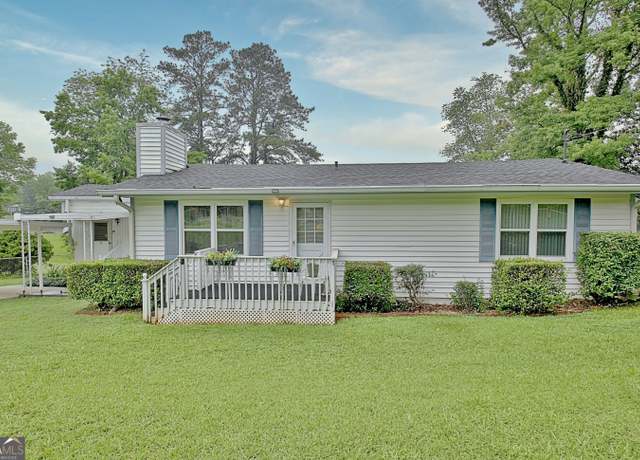 Property at 270 E James Cir, Hampton, GA 30228, 2 beds, 2 baths