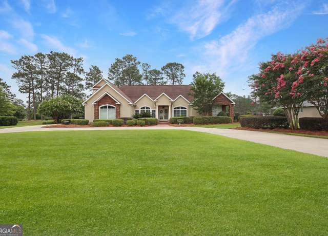 Property at 12 Par Dr, Jesup, GA 31546, 4 beds, 3.5 baths
