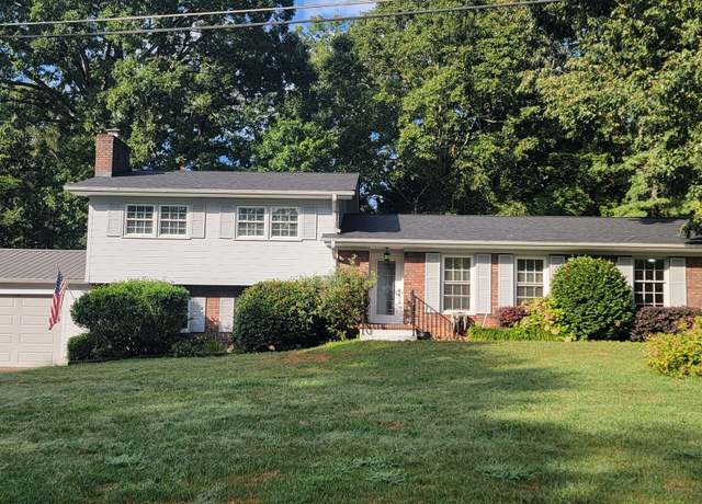 Property at 193 Morningside Dr, Cornelia, GA 30531, 3 beds, 2 baths