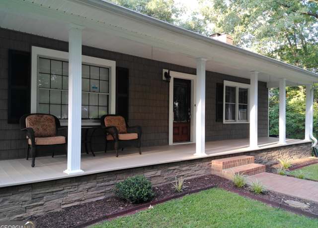 Property at 285 W0lf Den Rd, Royston, GA 30662, 5 beds, 3 baths