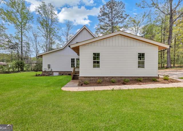 Property at 115 Lullwater Ln, Eatonton, GA 31024, 2 beds, 2.5 baths