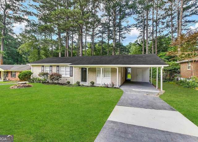 Property at 3568 Glenview Cir, Atlanta, GA 30331, 3 beds, 2 baths