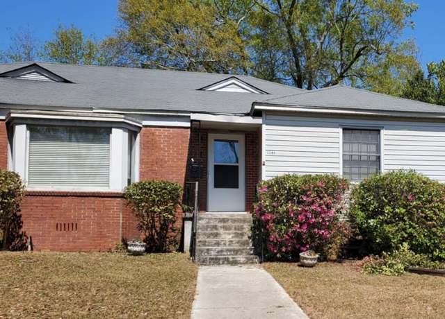 Property at 1285 Sylvian Dr, Macon, GA 31206, 4 beds, 2 baths