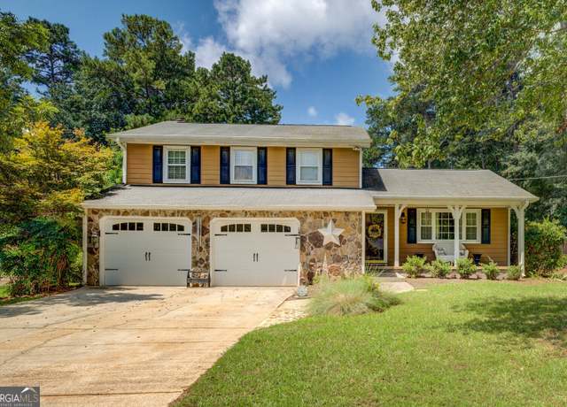 Property at 180 Cowan Dr, Stockbridge, GA 30281, 3 beds, 2 baths