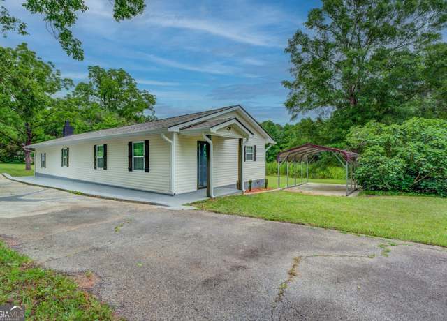 Property at 1198 E Atlanta Rd, Stockbridge, GA 30281, 3 beds, 2 baths