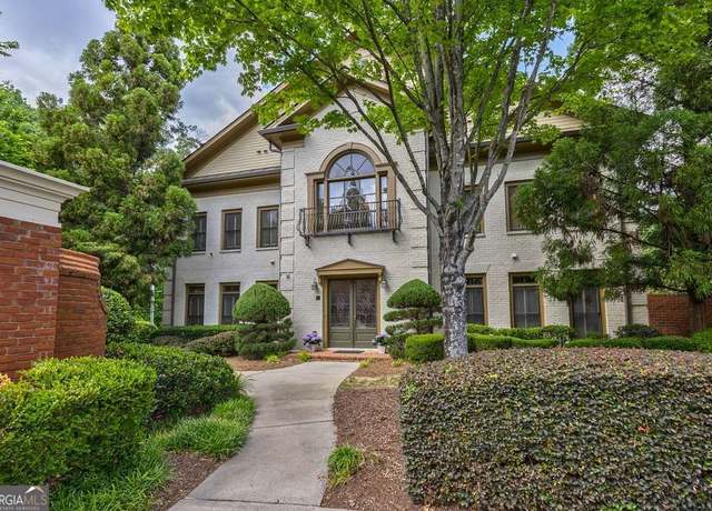 Property at 3127 Lenox Rd NE #1, Atlanta, GA 30324, 3 beds, 3.5 baths