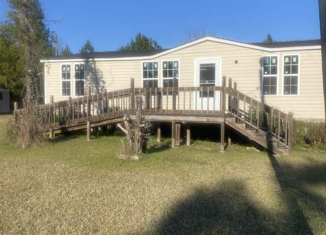Property at 320 Pecan Pl, East Dublin, GA 31027, 3 beds, 2 baths