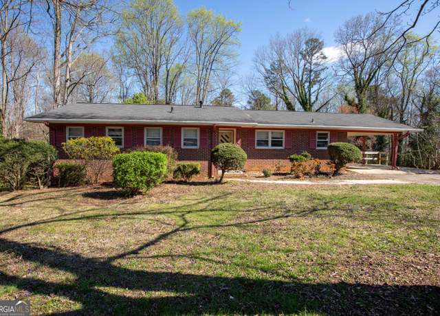 Property at 243 Charlie Batson Dr, Demorest, GA 30535, 3 beds, 2 baths