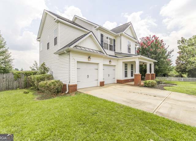 Property at 313 Raleigh Dr, Warner Robins, GA 31088, 3 beds, 2.5 baths