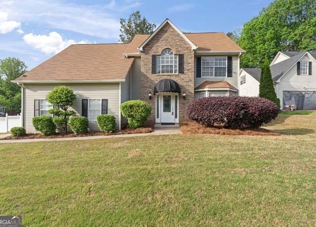 Property at 3941 Kings Pl, Ellenwood, GA 30294, 4 beds, 2.5 baths
