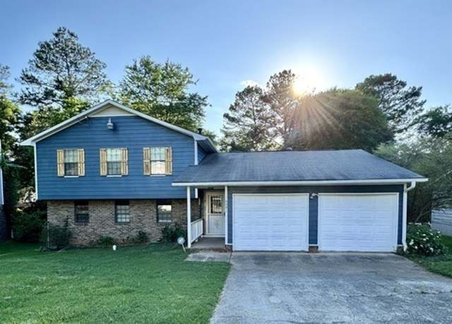 Property at 6091 Katherine Rd, Rex, GA 30273, 4 beds, 3 baths