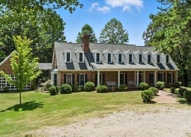 Property at 4365 Cave Spring Rd SW, Rome, GA 30161, 3 beds, 3.5 baths