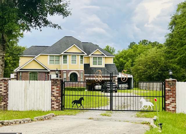 Property at 2481 Islands Hwy, Midway, GA 31320, 4 beds, 3.5 baths