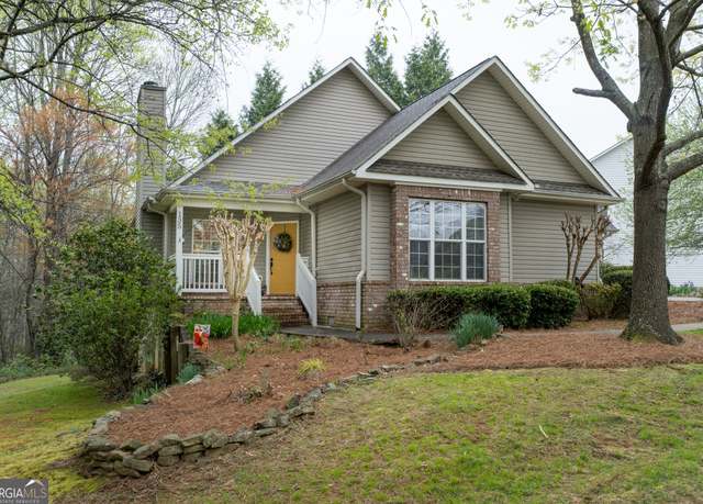 Property at 135 Legacy Dr, Demorest, GA 30535, 2 beds, 2 baths
