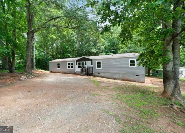 Property at 273 Ridge Dr, Villa Rica, GA 30180, 3 beds, 2 baths