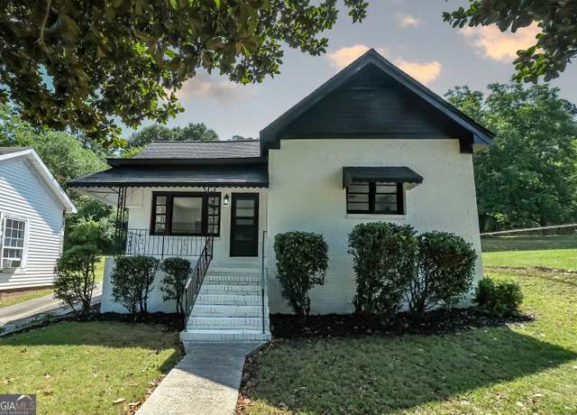 Property at 122 Perkins St NE, Rome, GA 30161, 3 beds, 2 baths