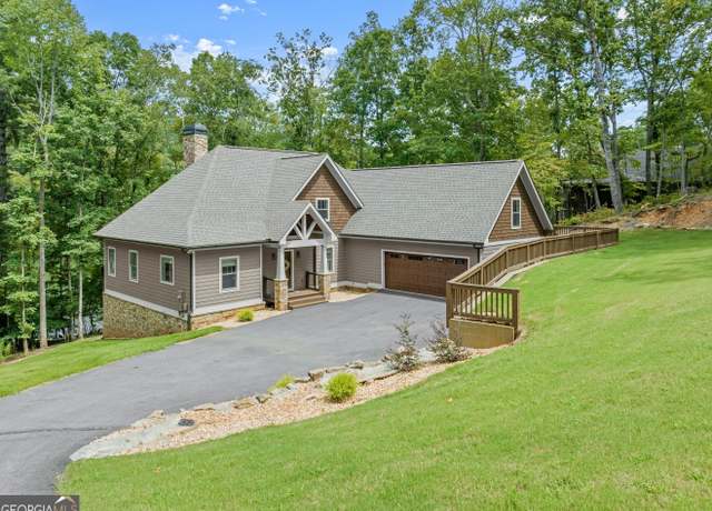 Property at 141 Shore Dr, Cleveland, GA 30528, 5 beds, 3 baths
