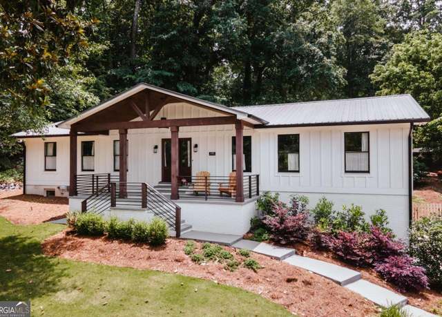 Property at 499 West Lake Dr, Athens, GA 30606, 4 beds, 4 baths
