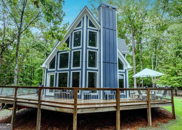 Property at 2071 Sugar Creek Trl, Buckhead, GA 30625, 3 beds, 2.5 baths