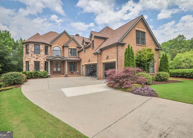 Property at 4818 Moon Hollow Ct, Buford, GA 30519, 7 beds, 5.5 baths
