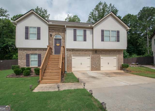 Property at 10848 Big Sky Dr, Hampton, GA 30228, 5 beds, 3 baths