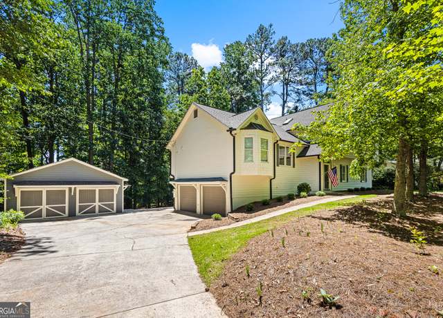 Property at 760 Swan Ln, Canton, GA 30115, 4 beds, 3 baths