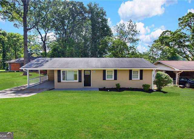 Property at 3226 Browns Mill Rd SE, Atlanta, GA 30354, 3 beds, 1.5 baths