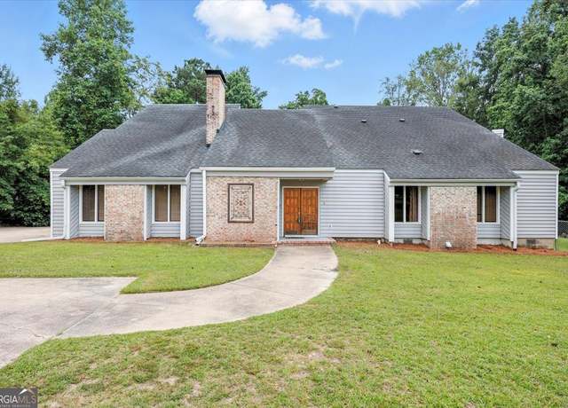 Property at 7290 Columbus Rd, Lizella, GA 31052, 4 beds, 2.5 baths