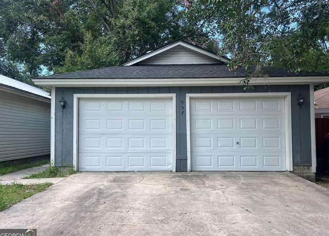 Property at 957 Mcafina Trl, Valdosta, GA 31602, 2 beds, 2 baths