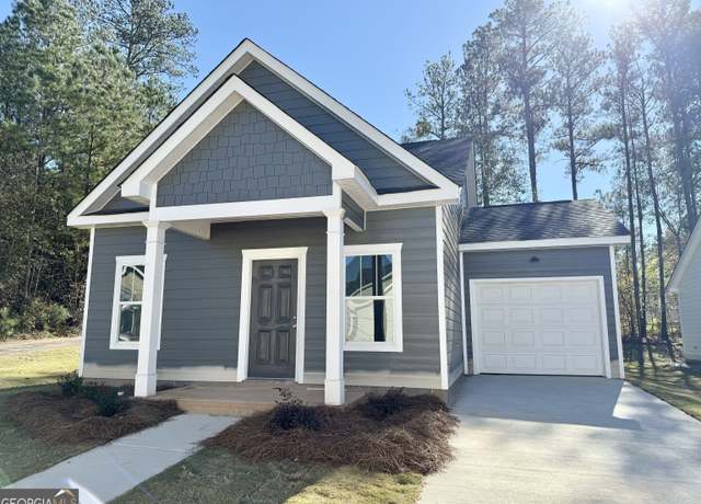 Property at 209 Lenox Cir, Lagrange, GA 30241, 3 beds, 2 baths