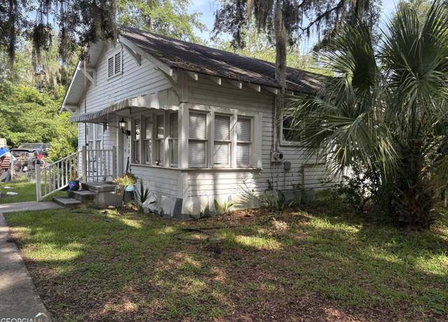 Property at 206 E Hilton Ave, Kingsland, GA 31548, 3 beds, 1 bath