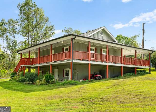 Property at 4198 Brown Bridge Rd, Dalton, GA 30721, 4 beds, 2.5 baths